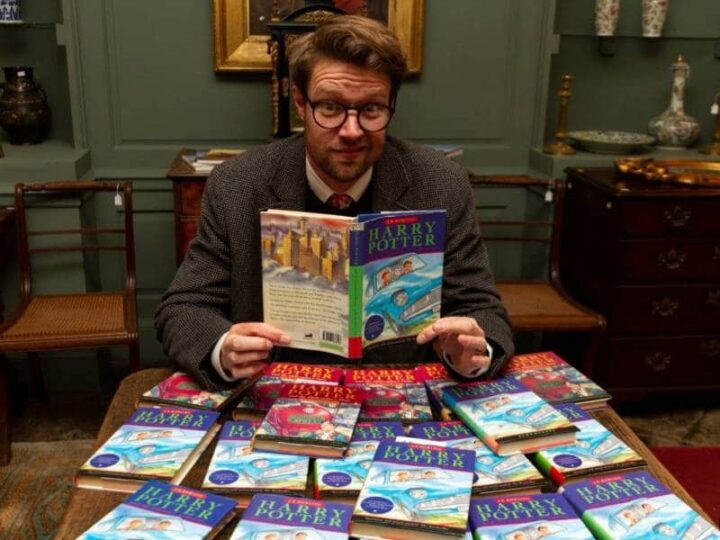 Harry Potter helps auction year end with touch of magical cheer