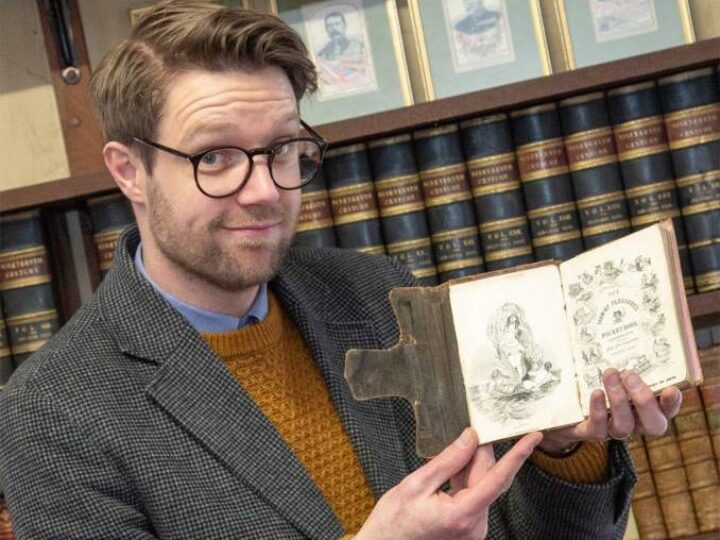 Secret Victorian brothel guide – hidden in special wallet – sells for 13 times estimate