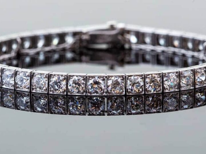 Is this Tiffany diamond bracelet your ultimate festive gift?