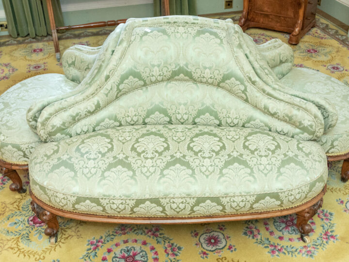 Time to invest in your very own conversation chair?