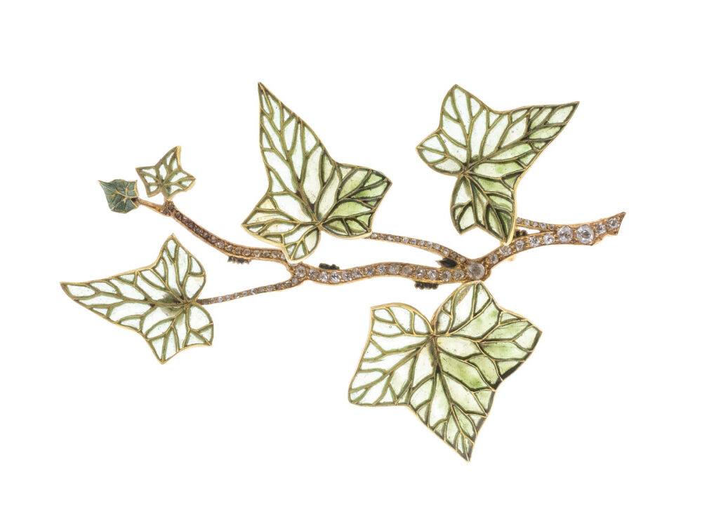 Rare Lalique ivy brooch set to entwine with bidders’ hearts at auction