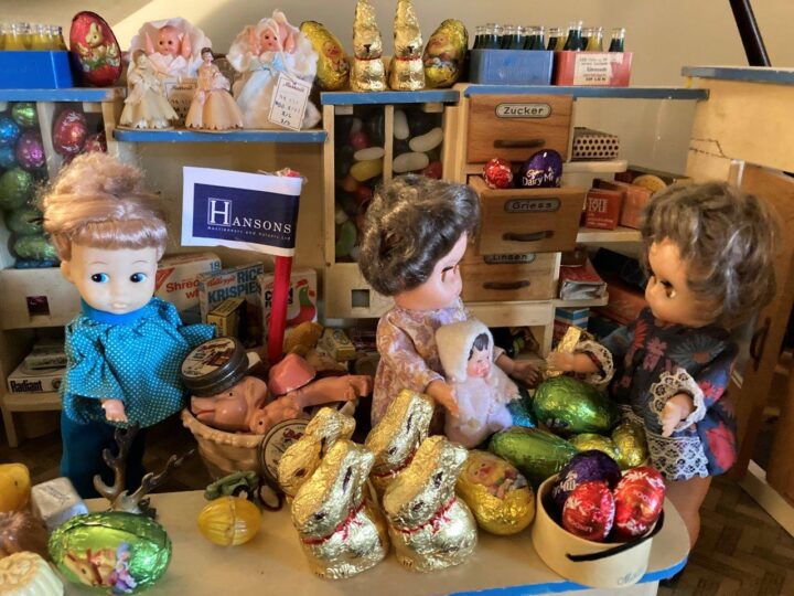 Dolls and teddy bear expert can help Cheshire people discover the value of their toys