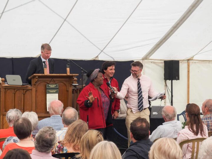 Bargain Hunt Children in Need special airs on November 17 &#8211; hosted by Hansons Auctioneers