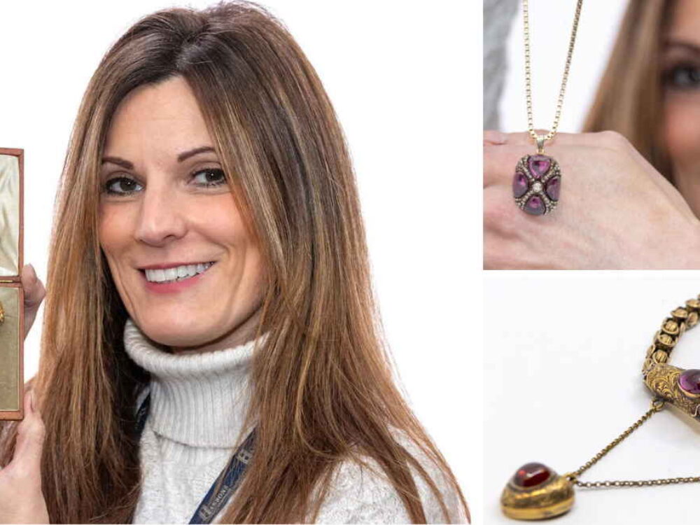 Red alert! Victorian garnets set to spark bidding war